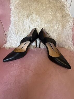 NINE WEST Knotted Mary Jane Heels in soft black leather. Size 7.5